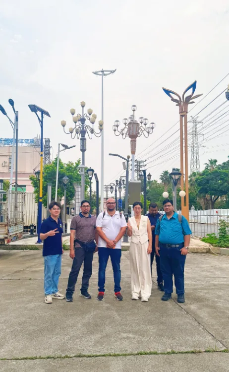 Customers from Ethiopia visit factories