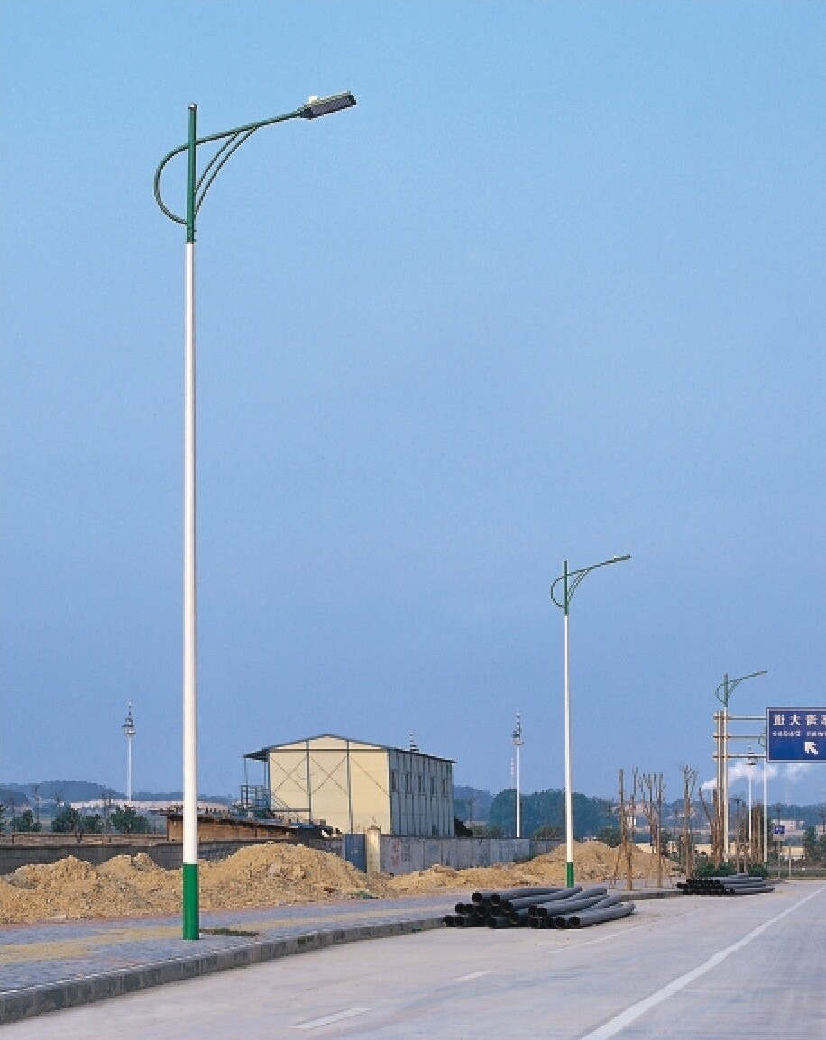 A-arm light pole